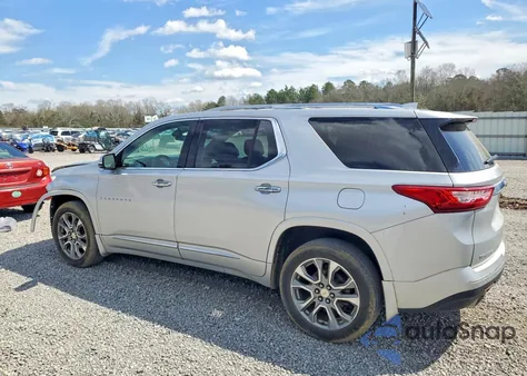 2018 Chevrolet Traverse Premier из США, поврежденный, VIN 1GNERKKW1JJ189768